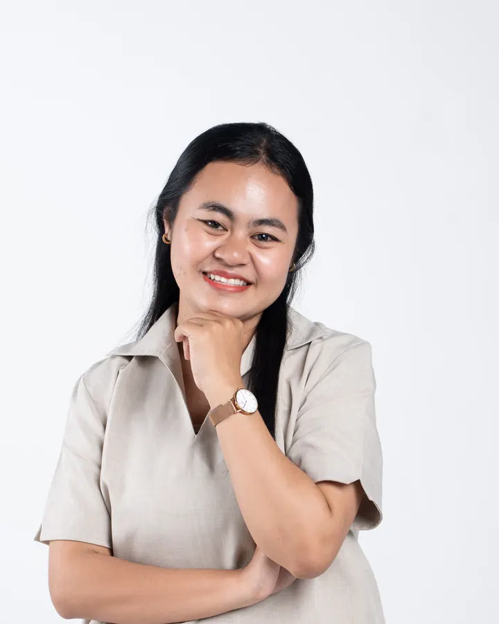 Yuni, Partner